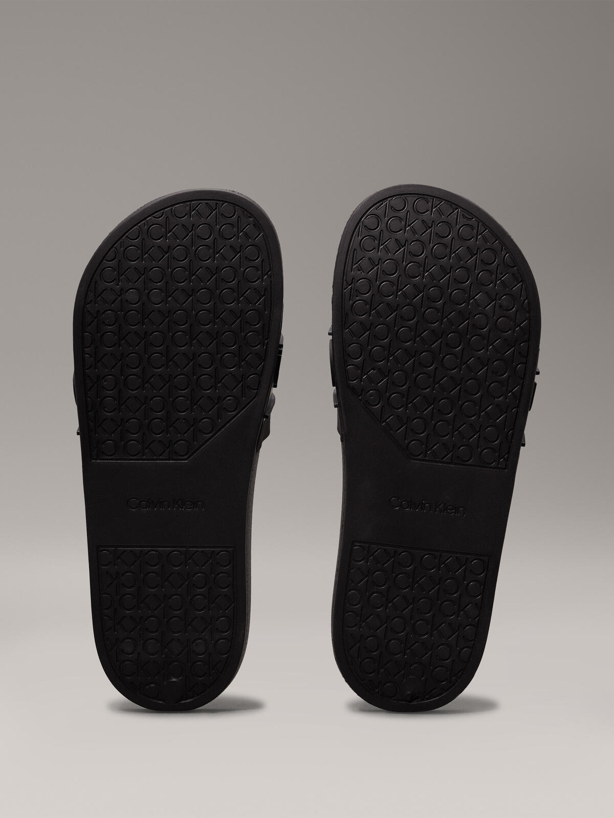Calvin Klein SLIDE TPU SAFFIANO Kadın Siyah Terlik