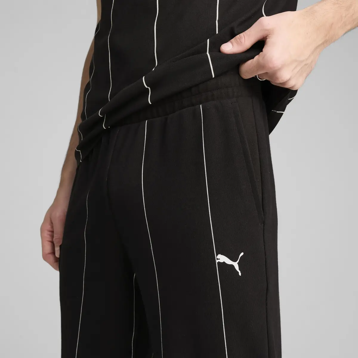 PUMA Ferrari Race Premium Pants Siyah Erkek Eşofman Altı
