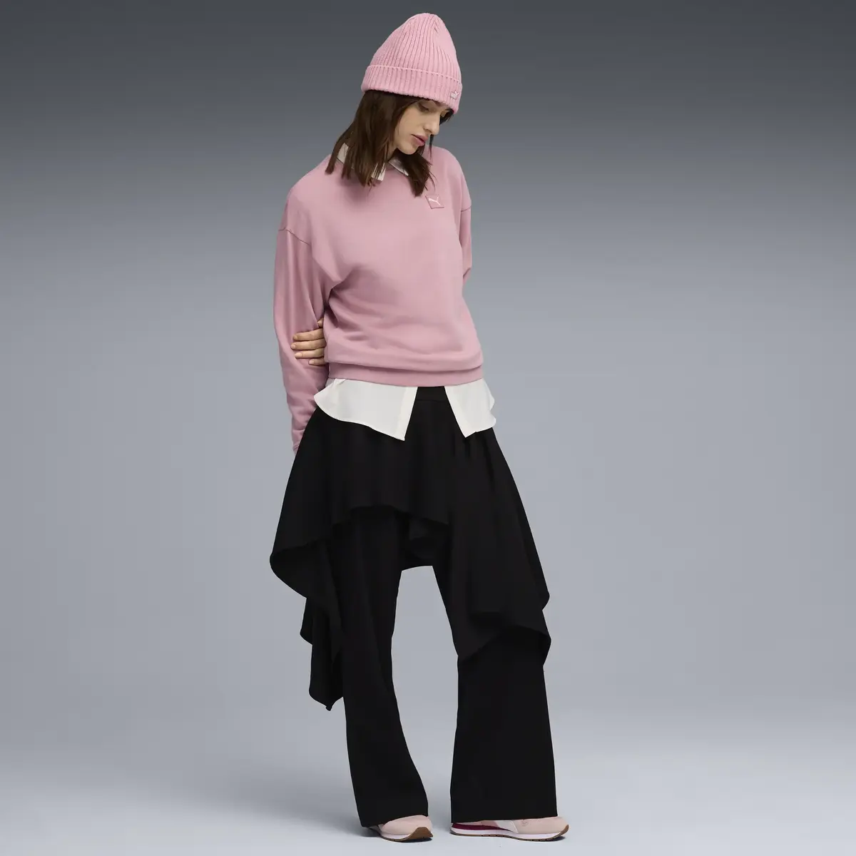 Puma ESS ELEVATED Comfort Crew Pembe Kadın Eşofman Altı
