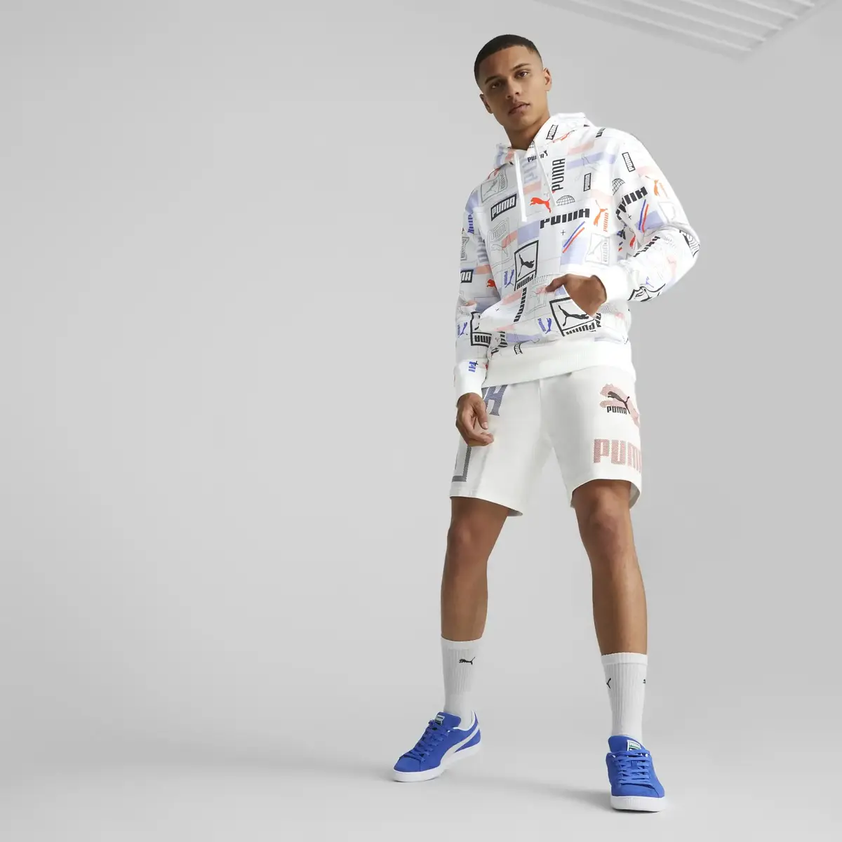 Puma CLASSICS GEN. PUMA Shorts 8" Erkek Beyaz Şort