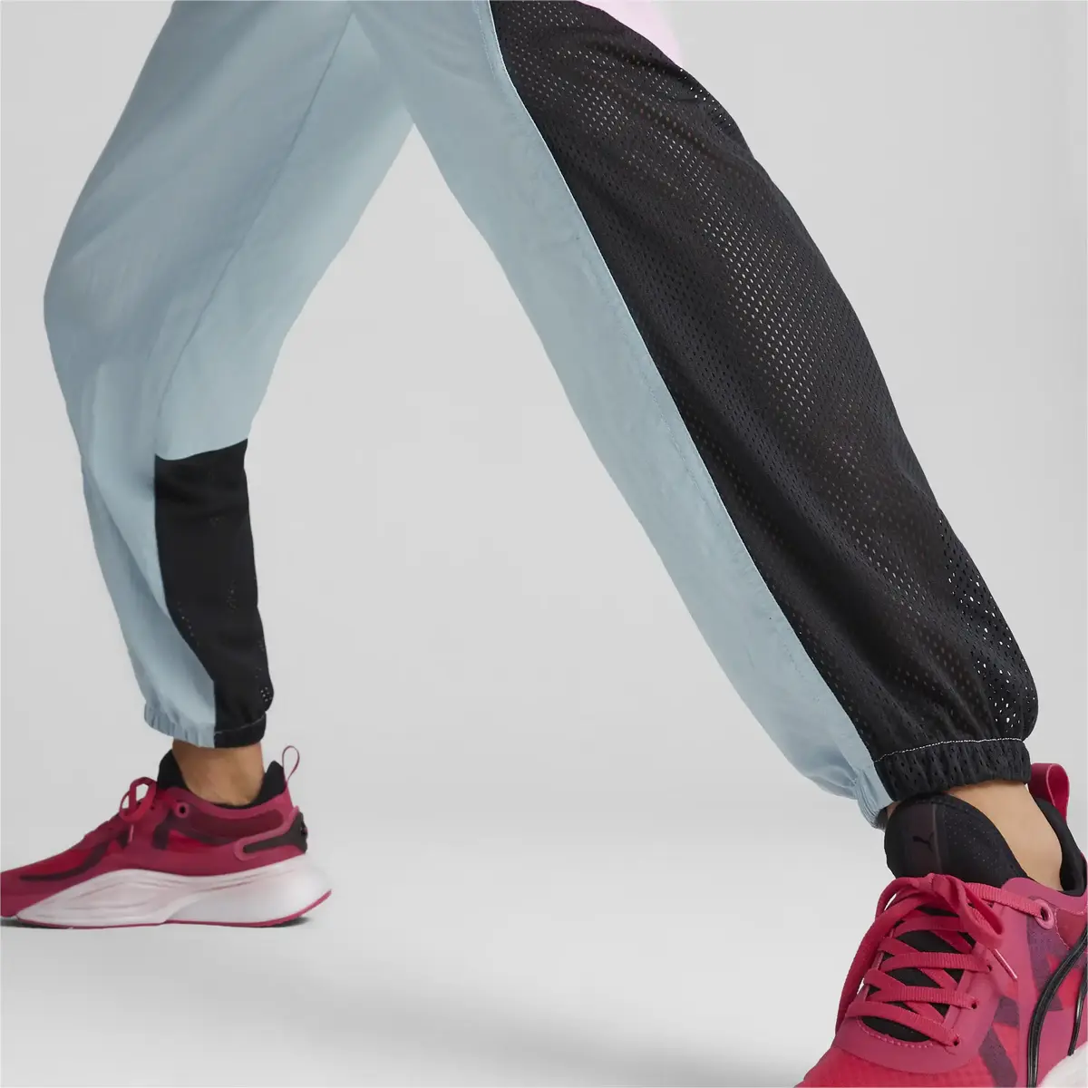 Puma FIT MOVE WOVEN JOGGER Açık Mavi Kadın Eşofman Altı
