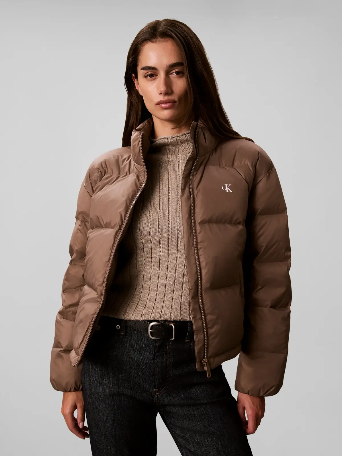 ESSENTIAL MW SHORT D, DE3