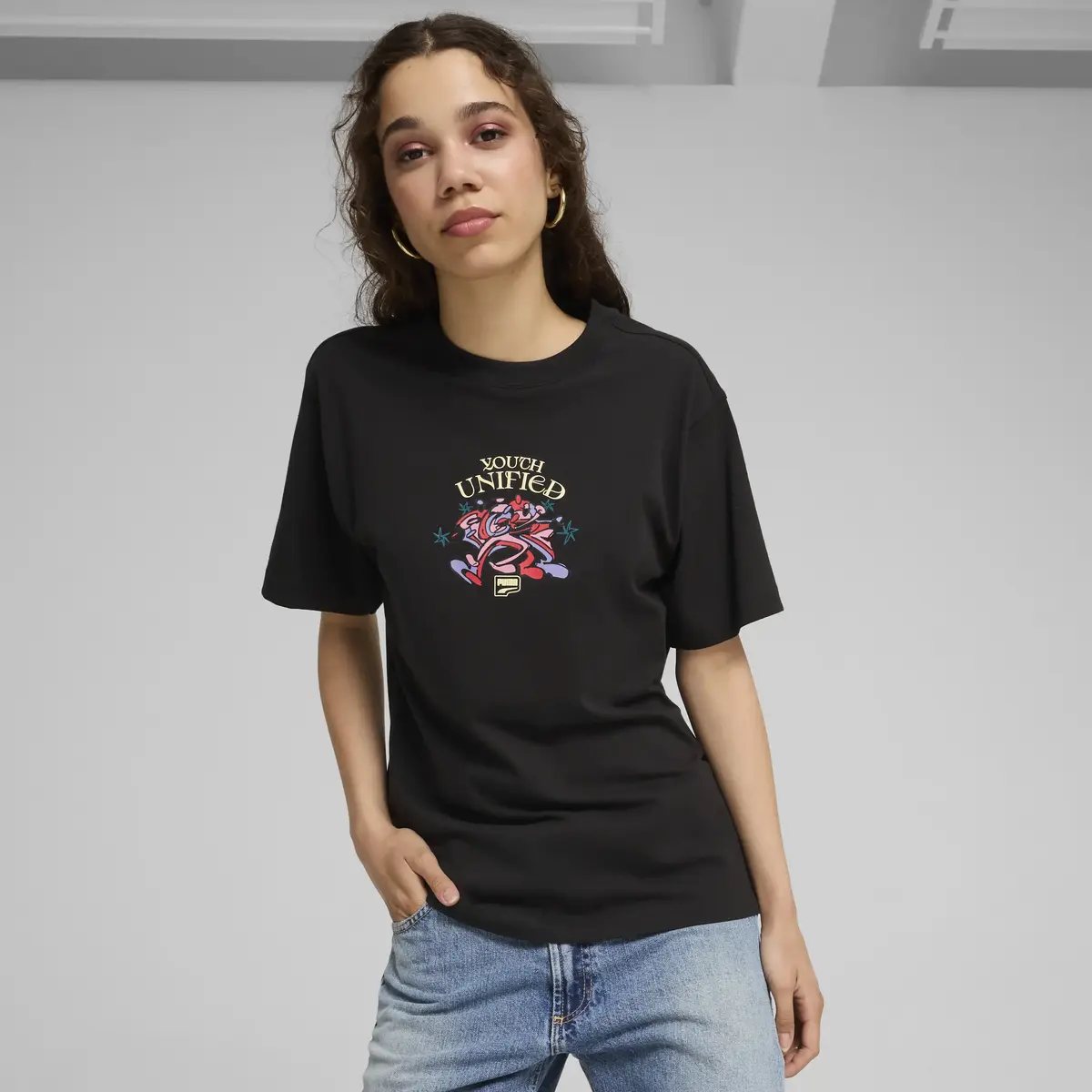 Puma DOWNTOWN Relaxed Graphic Tee Siyah Kadın Tişört