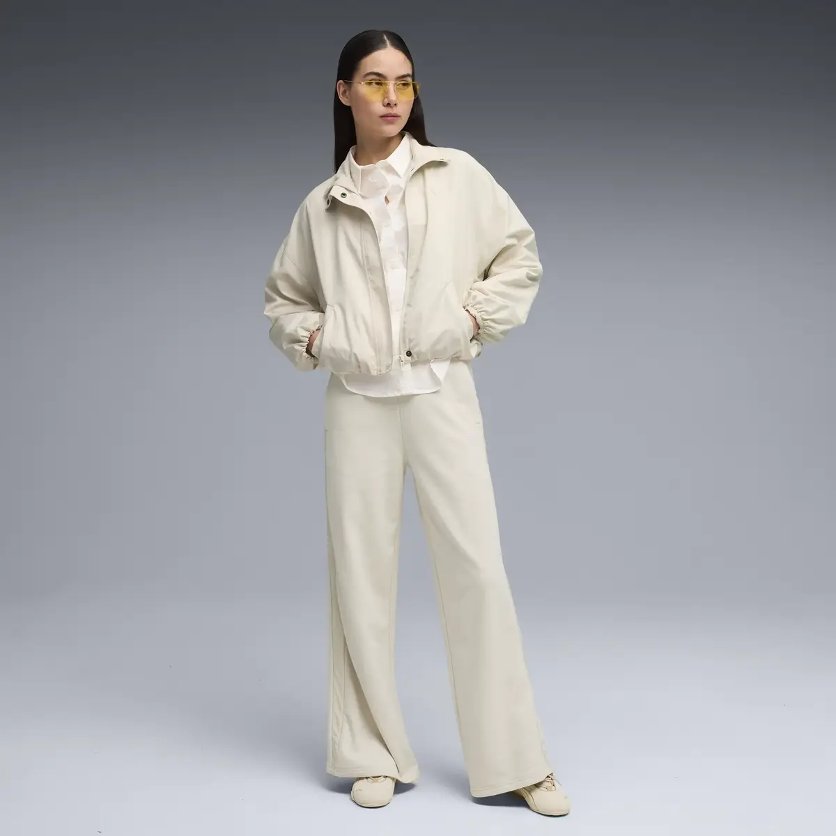 Puma HER Comfort High-Waist Pants Krem Kadın Eşofman Altı