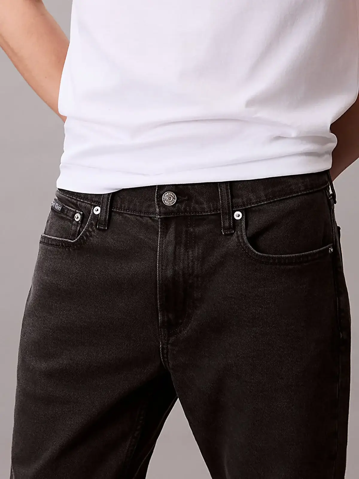 Calvin Klein SLIM TAPER BLACK OIL SLICK JEAN Siyah Erkek Jeans Calvin Klein SLIM TAPER BLACK OIL SLICK JEAN Siyah Erkek Jeans