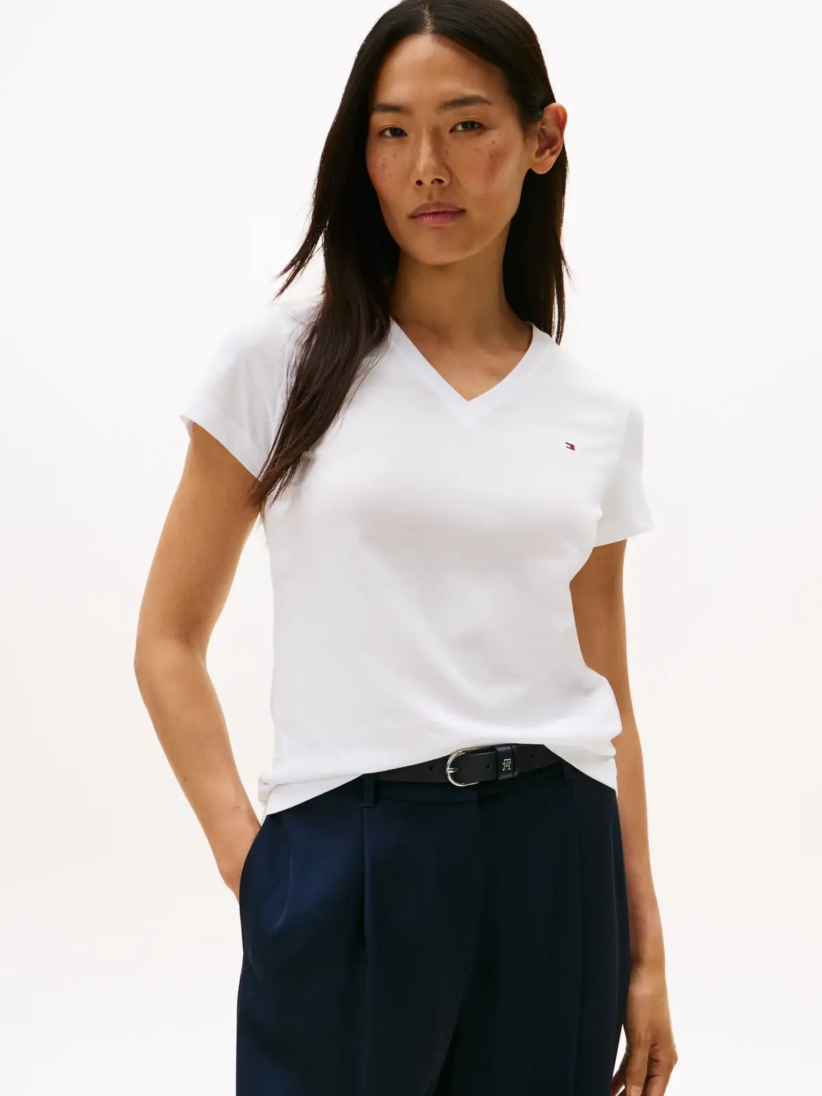 HERITAGE V-NECK TEE, 100