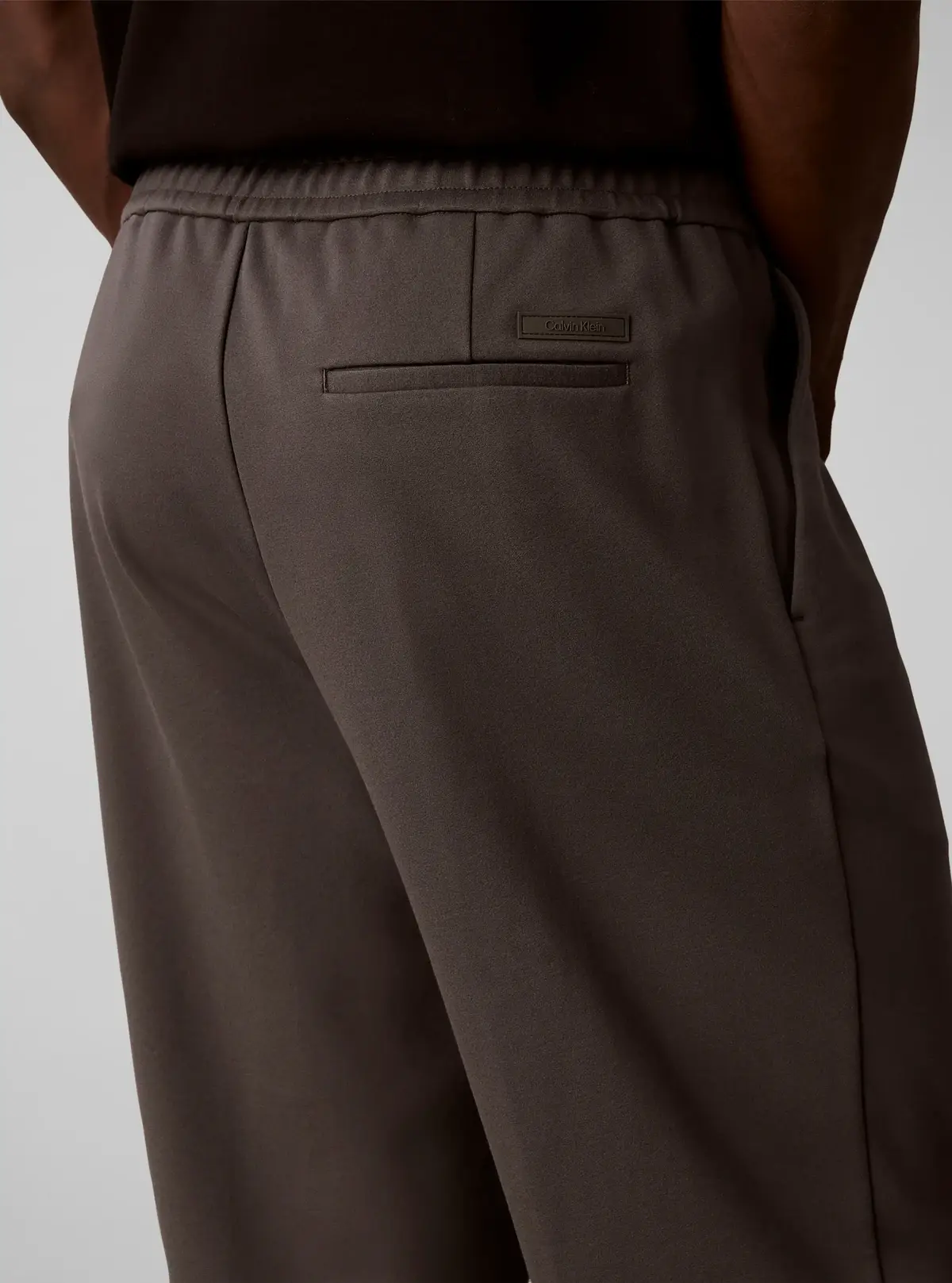 TAPERED TECH KNIT PL, QGE