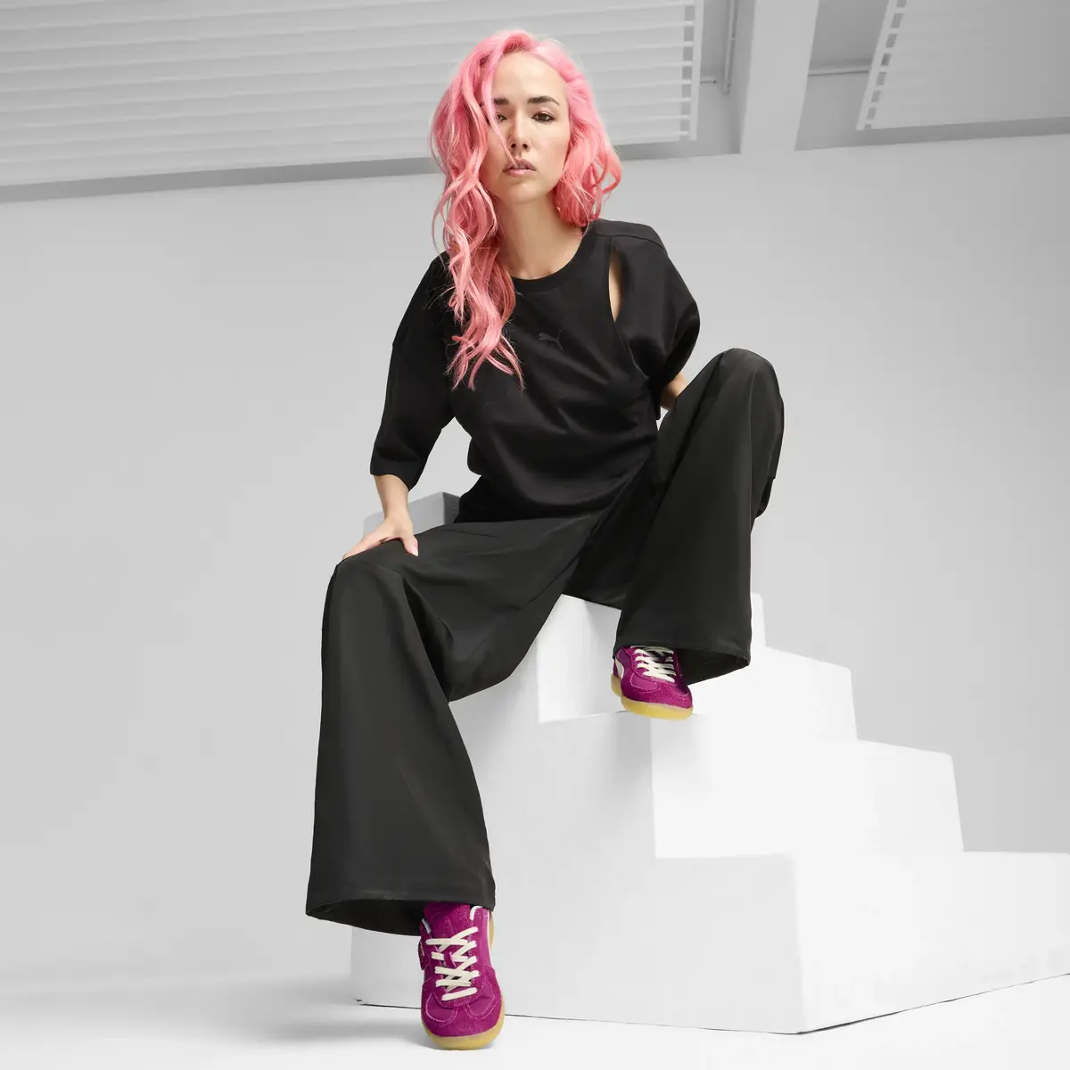 Puma DARE TO Oversized Cutout Tee Siyah Kadın T-Shirt