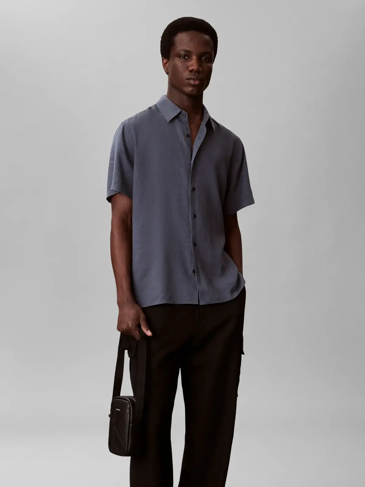 Calvin Klein EMBLEM AOP EMBOSS Siyah Erkek Çapraz Çanta
