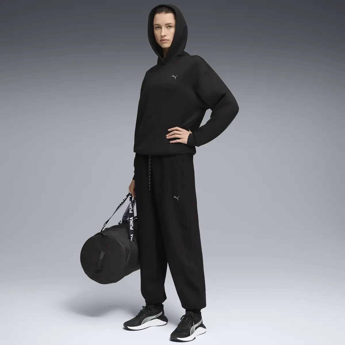 Puma W CLOUDSPUN HOODIE Siyah Kadın Sweatshirt