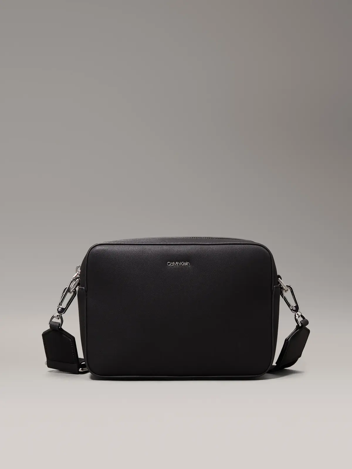 Calvin Klein Siyah Kadın Çanta & Cüzdan