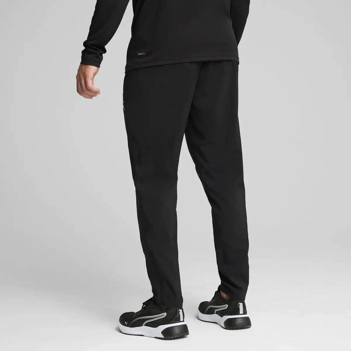 PUMA TAD ESS Woven Tapered Pant Siyah Erkek Şort