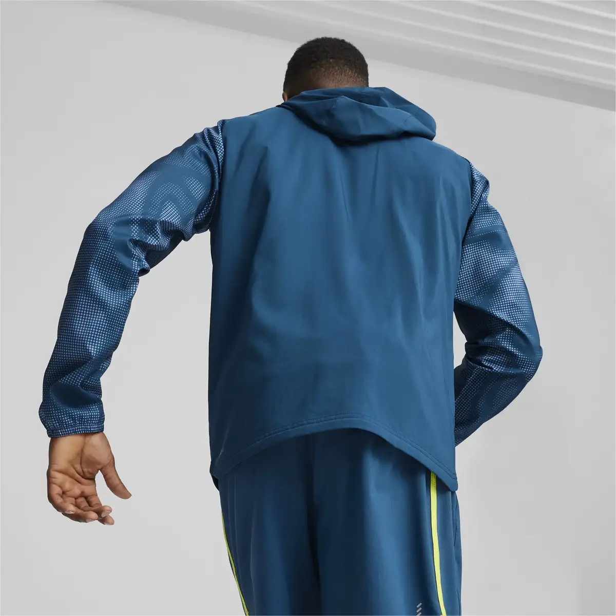 Puma RUN FAVORITE AOP WOVEN JACKET M Yeşil Erkek Sweatshirt