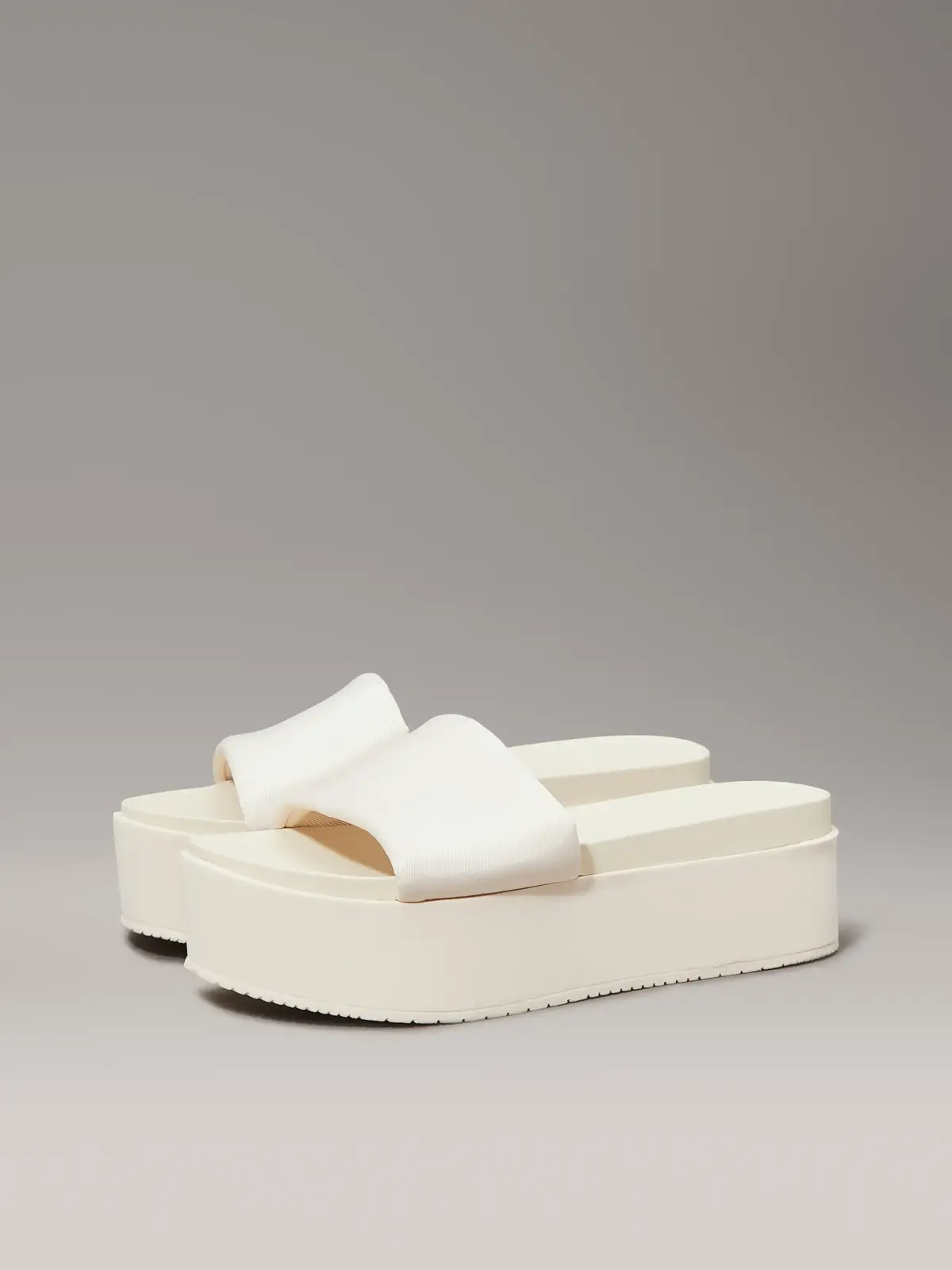 Calvin Klein FLATFORM SANDAL SLID, AEO Krem Kadın Terlik