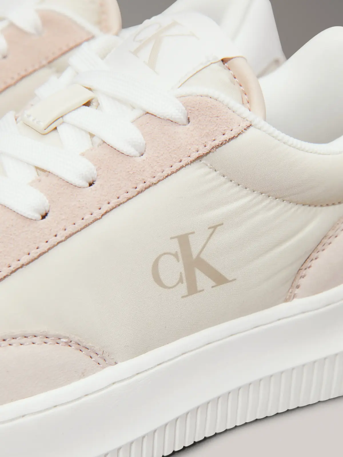 Calvin Klein CHUNKY CUPSOLE LOW M, 01T Gri Kadın Spor Ayakkabı & Sneaker