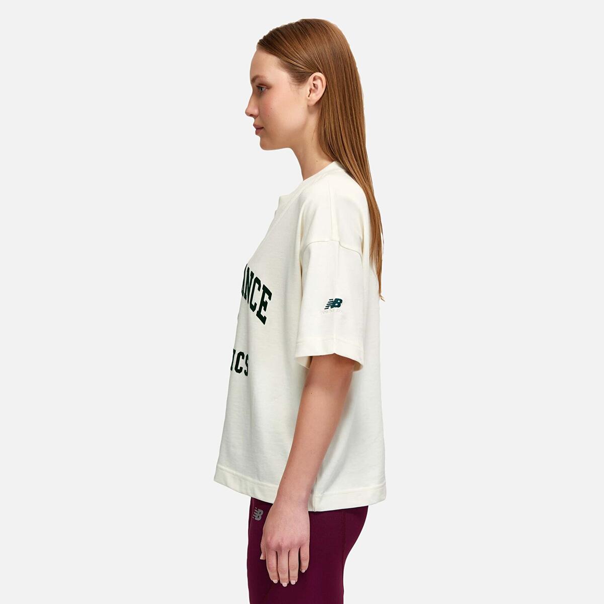 New Balance WNT1402 Beyaz Kadın T-Shirt