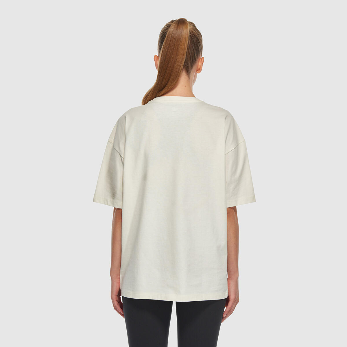 New Balance UNT3401 Kadın Krem T-Shirt