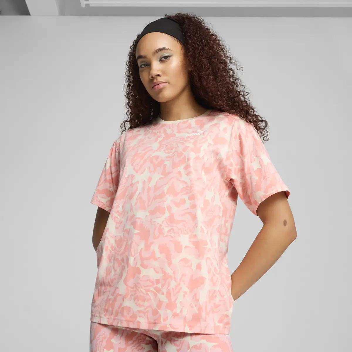 Puma NATURE 2.0 Relaxed AOP Tee Kadın T-Shirt & Polo