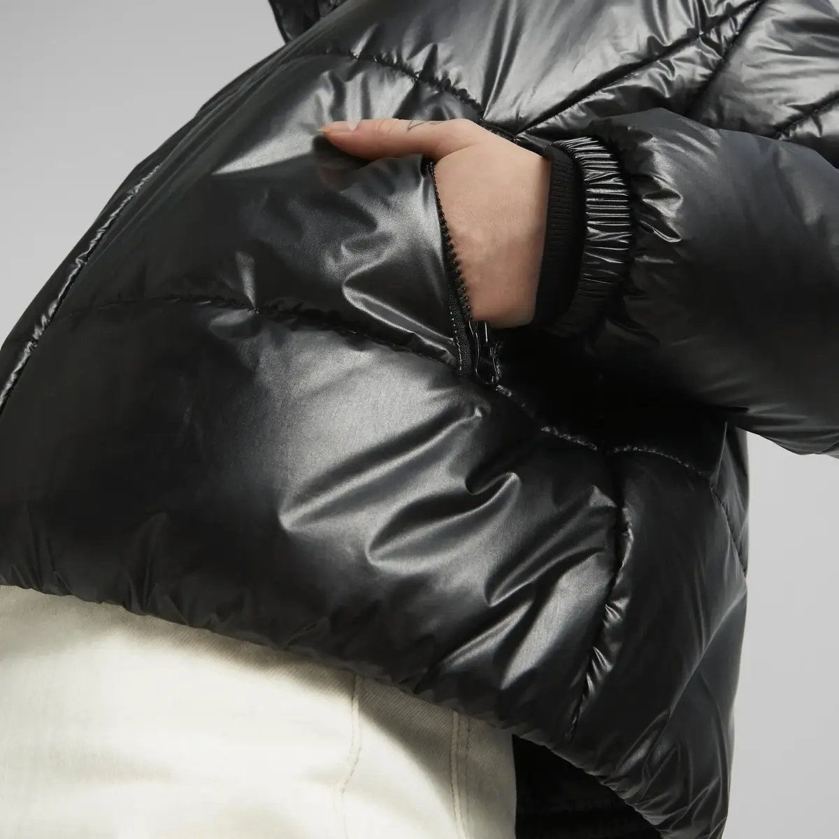 Puma Classics Shiny Padded Jacket Siyah Parlak Kadın Kapüşonlu Şişme Mont