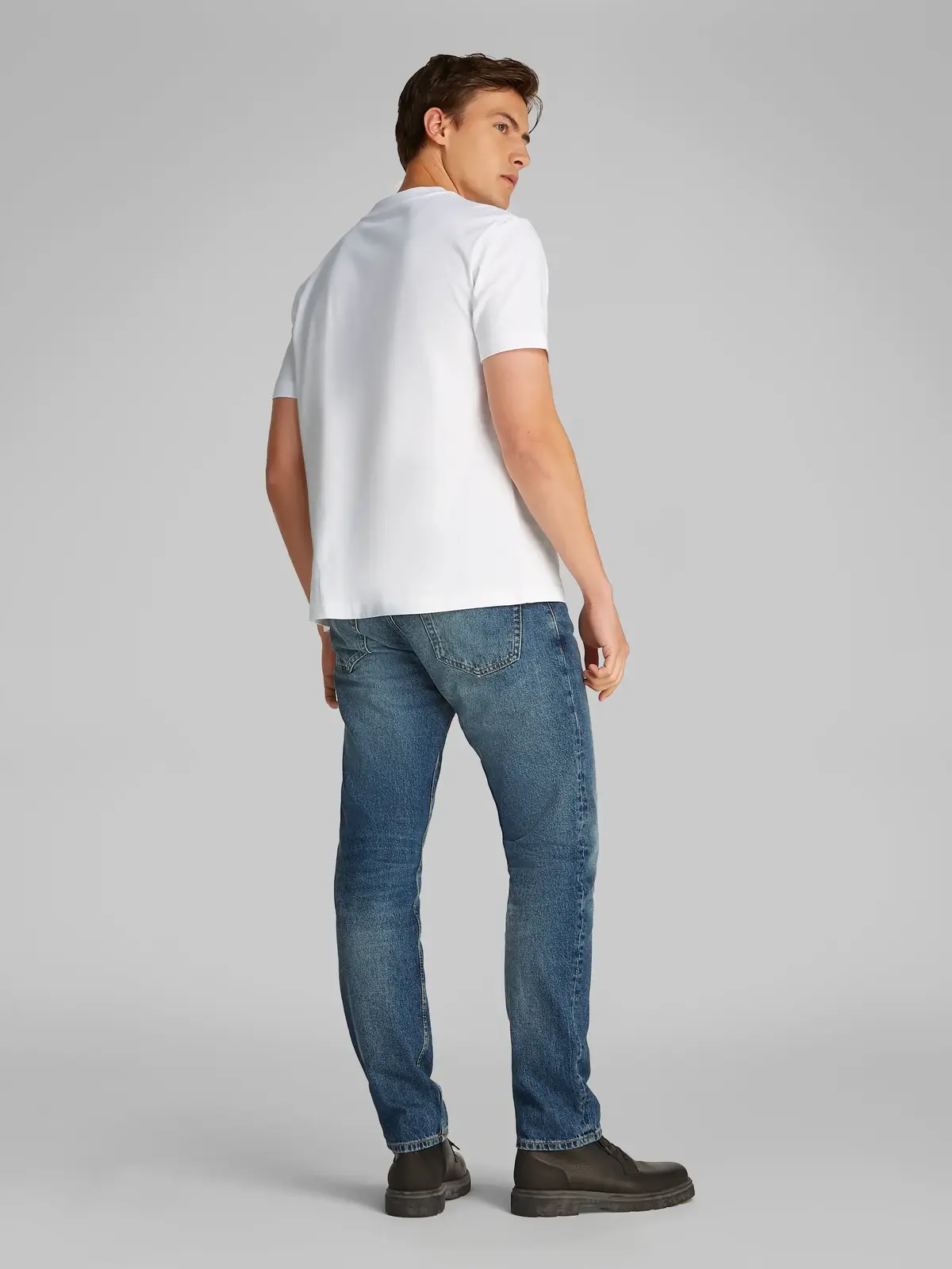 LOGO FADE BOX TEE, YAF