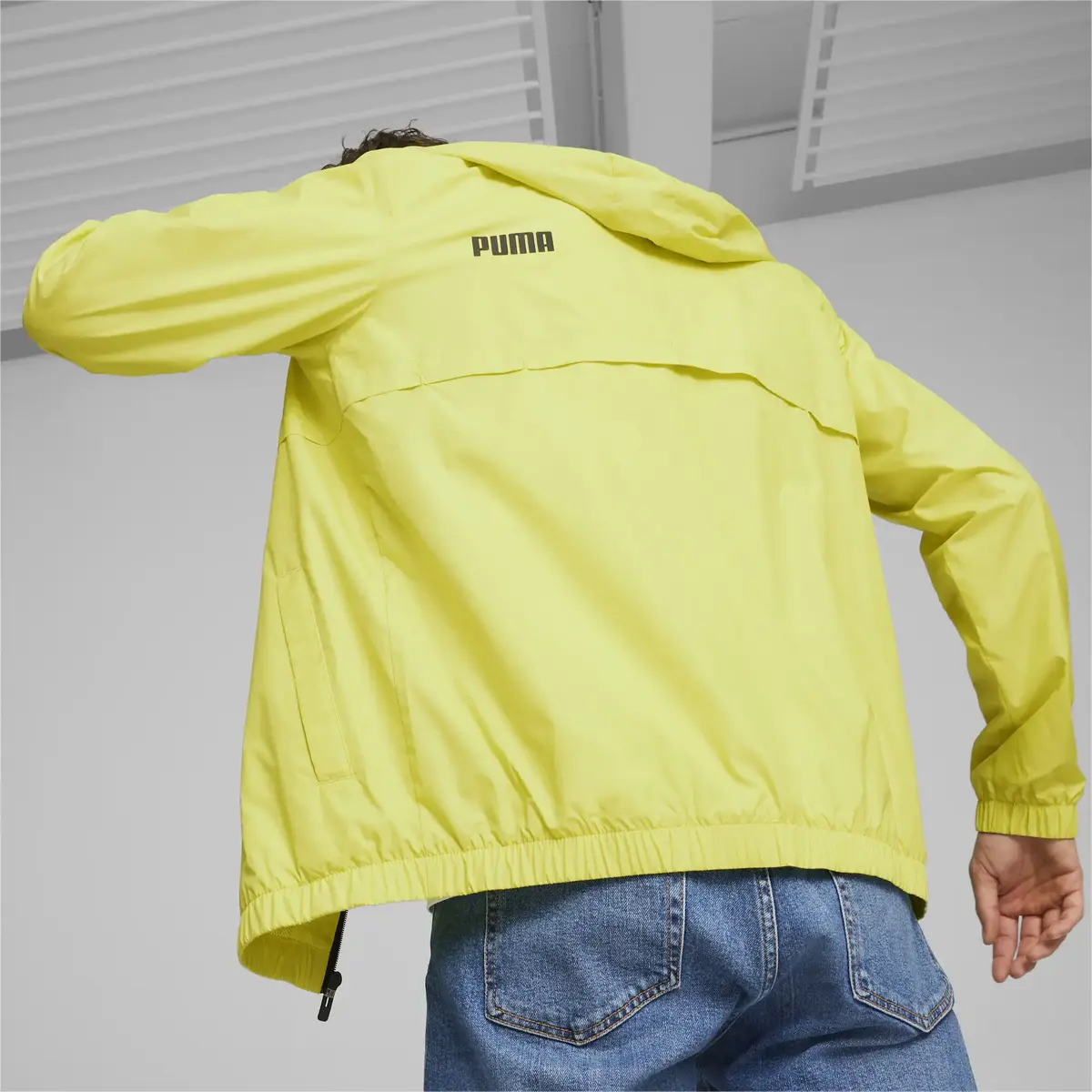 Puma ESS Solid Windbreaker Yeşil Erkek Sweatshirt