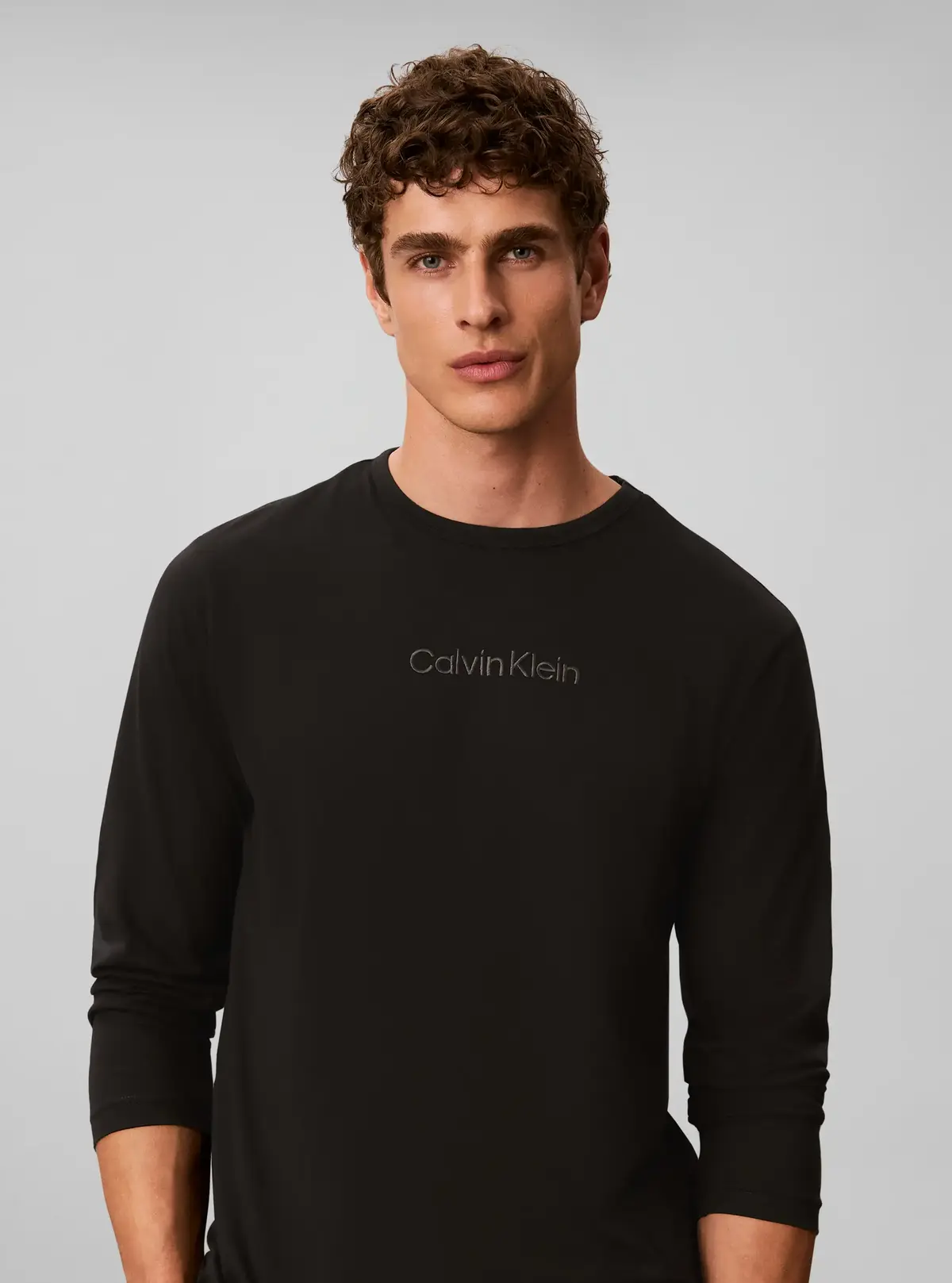HOLIDAY LS TEE JOGGE, UB1