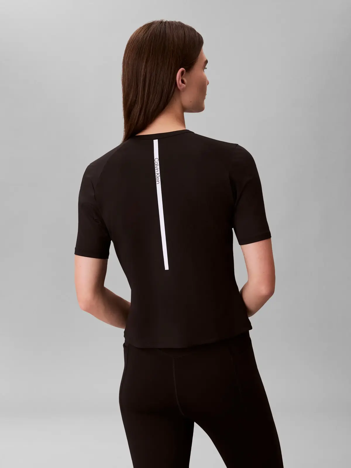 Calvin Klein ICON SPORT ACTIVE SS, UB1 Siyah Kadın T-Shirt