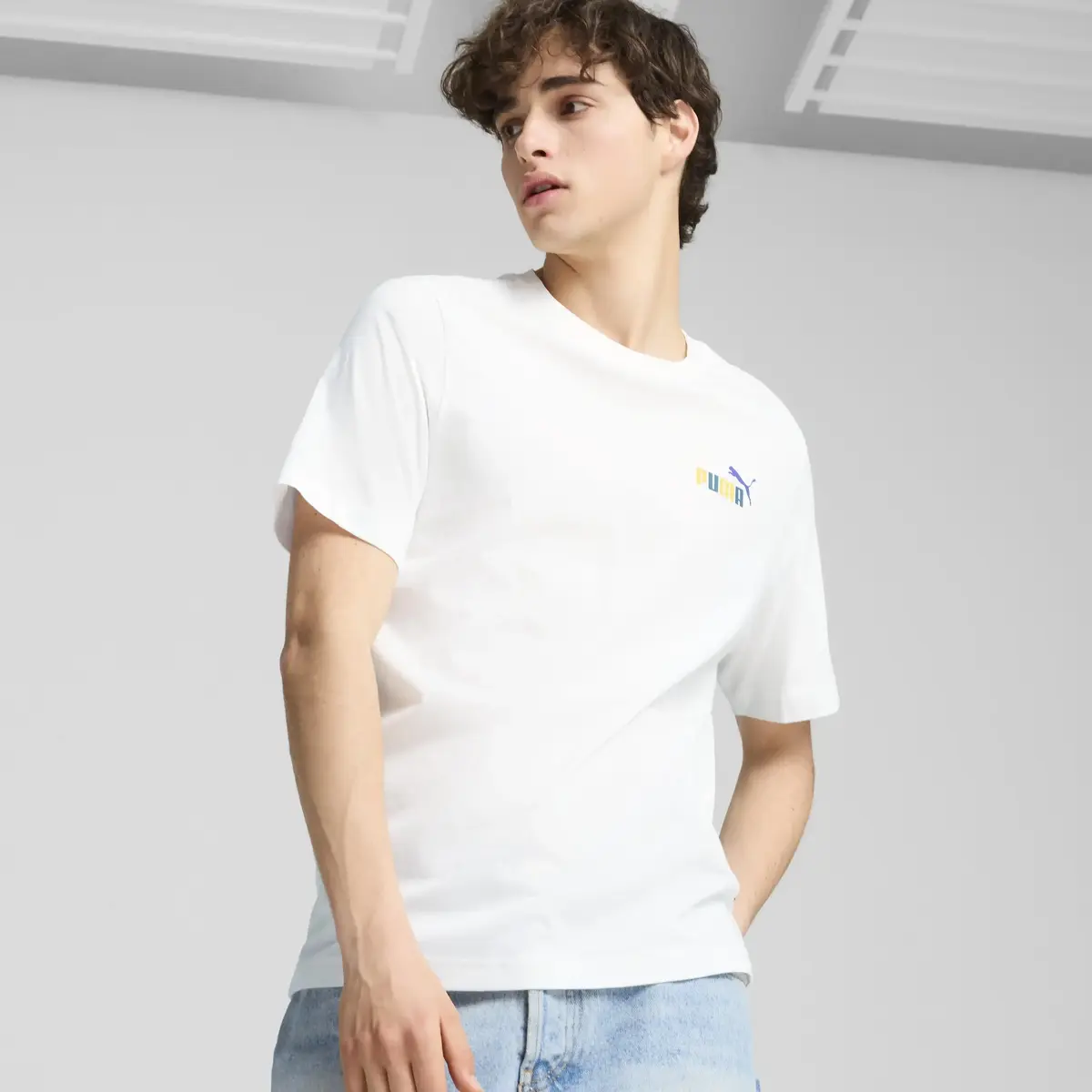 Puma GRAPHICS Sports Club Tee Beyaz Erkek T-Shirt