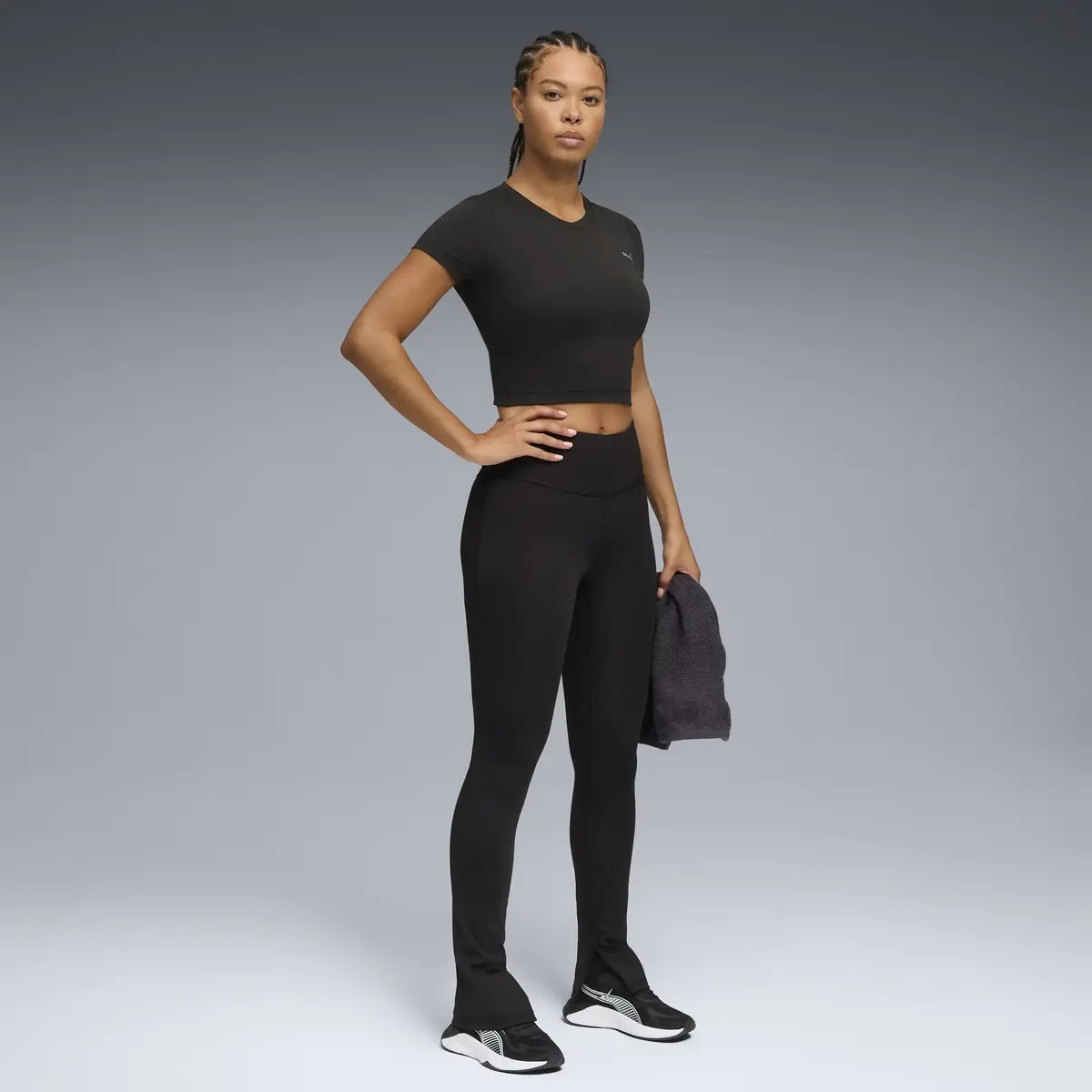Puma W CLOUDSPUN SS TWIST TEE Siyah Kadın T-Shirt