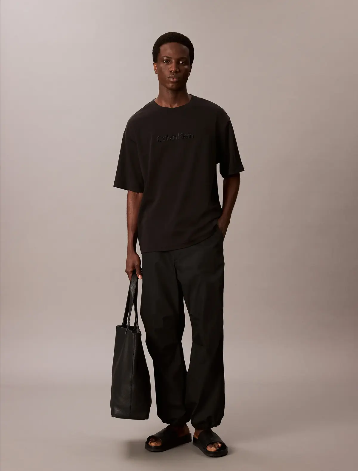 Calvin Klein A - Rel Fashion Logo, UB1 Siyah Erkek T-Shirt