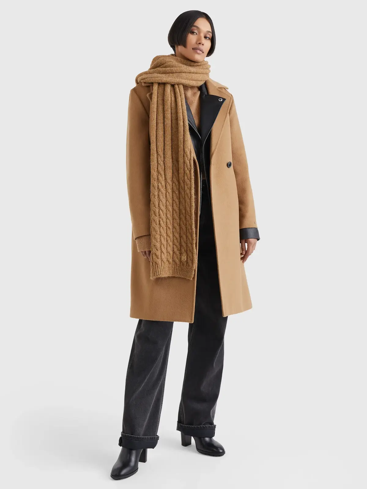 Tommy Hilfiger TH TIMELESS SCARF CA Kadın Kahverengi Atkı