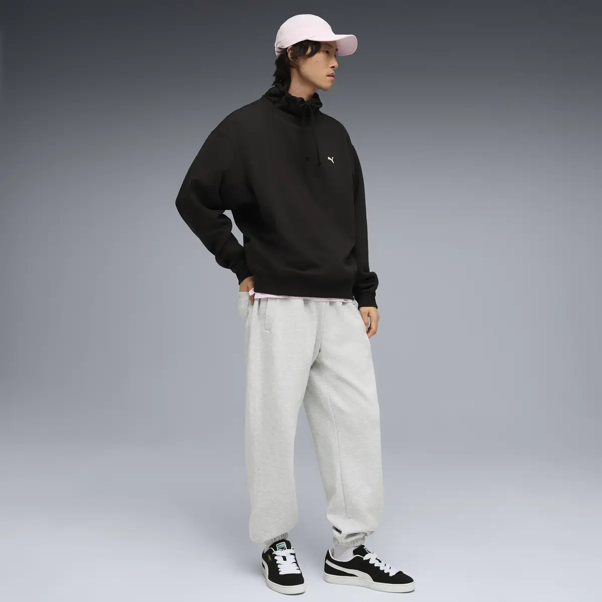 Puma SELECT Essentials Crew Siyah Erkek Sweatshirt