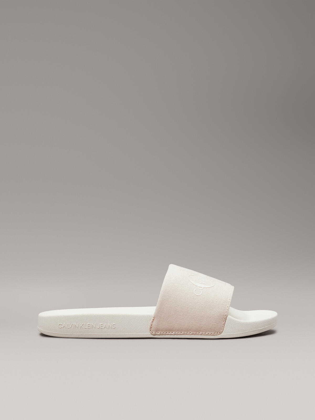 Calvin Klein SLIDE MONOGRAM CO Kadın Bej Terlik
