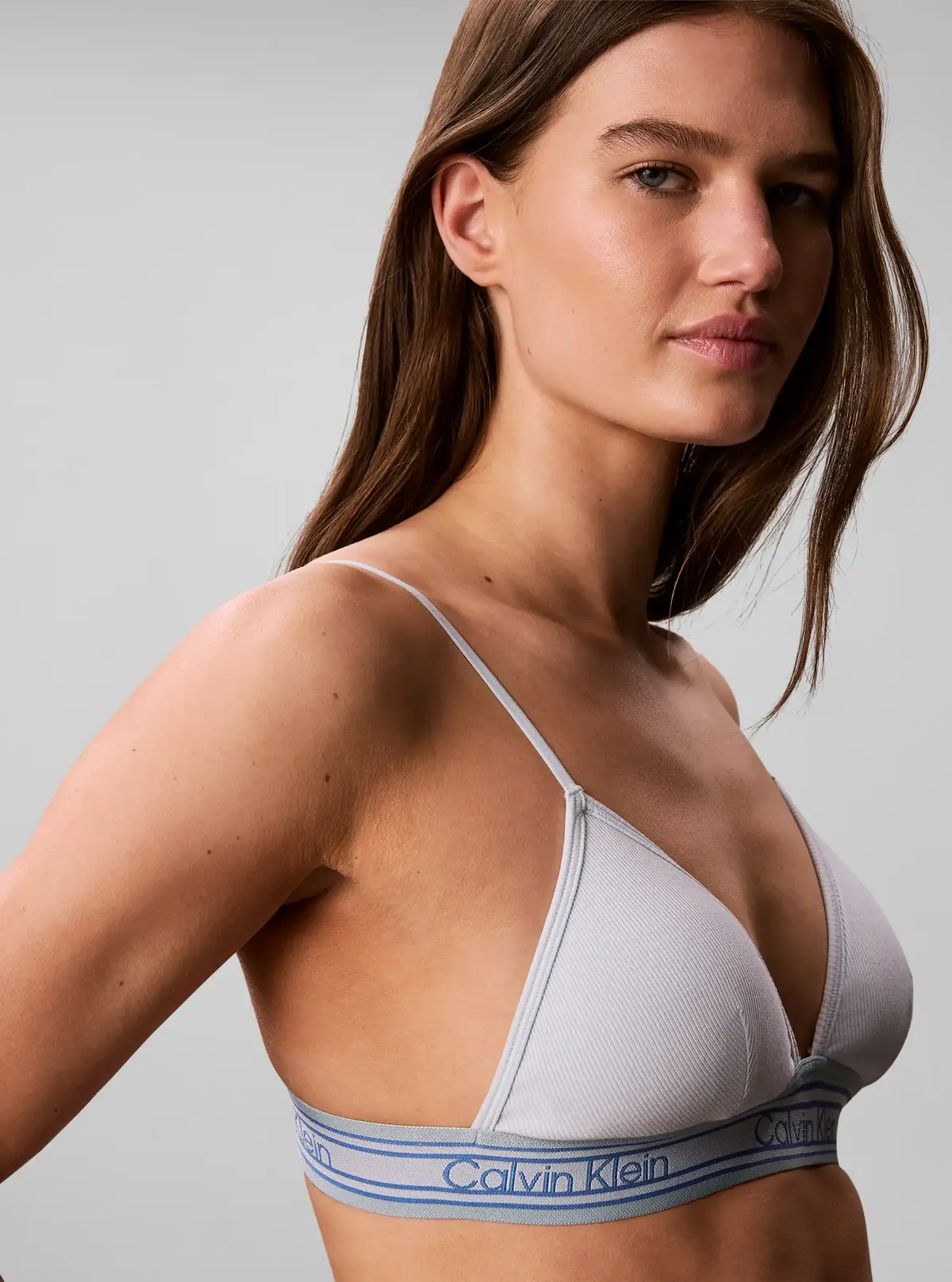 LIGHTLY LINED TRIANG, CIQ