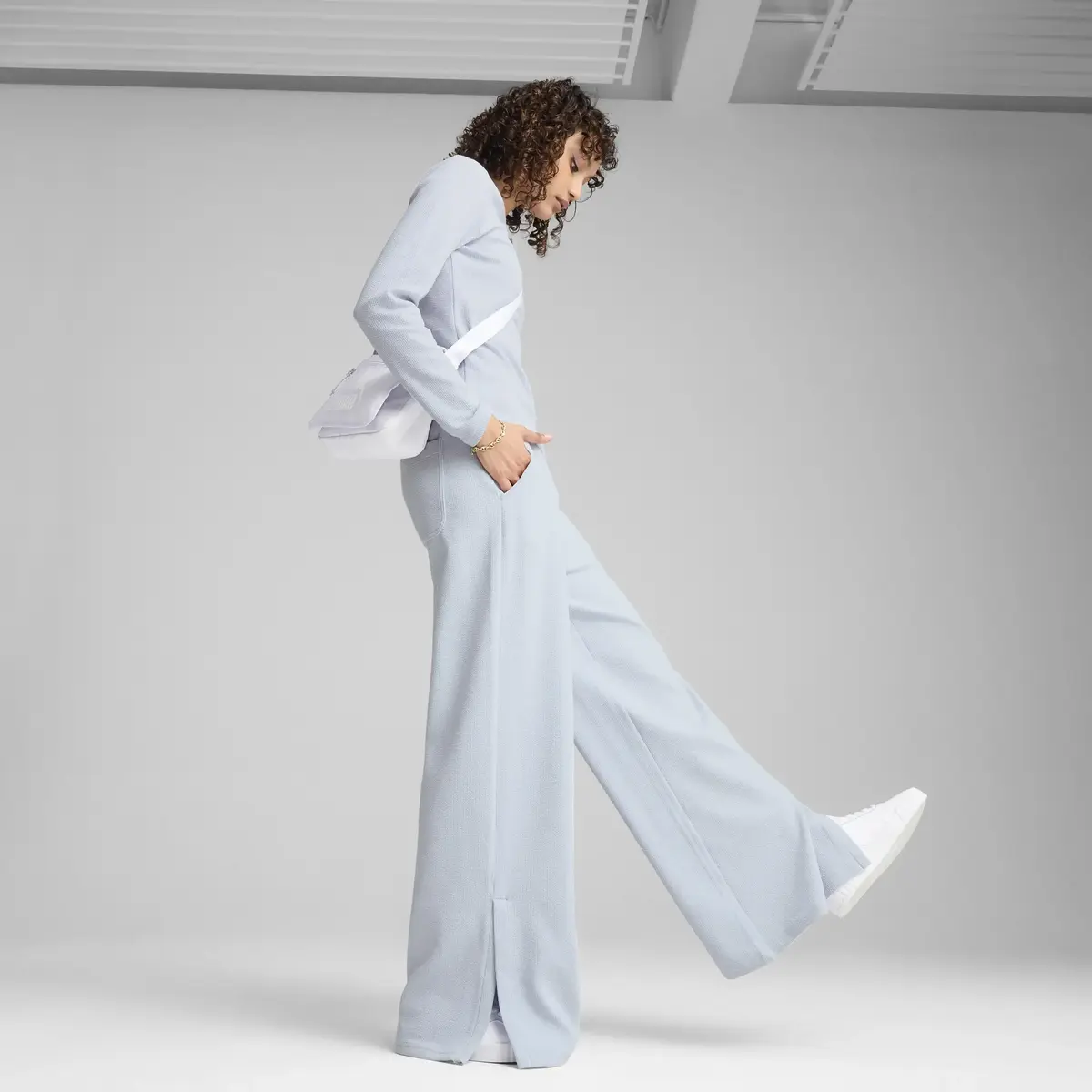 PUMA HER High-Waist Straight Pant Mavi Kadın Eşofman Altı