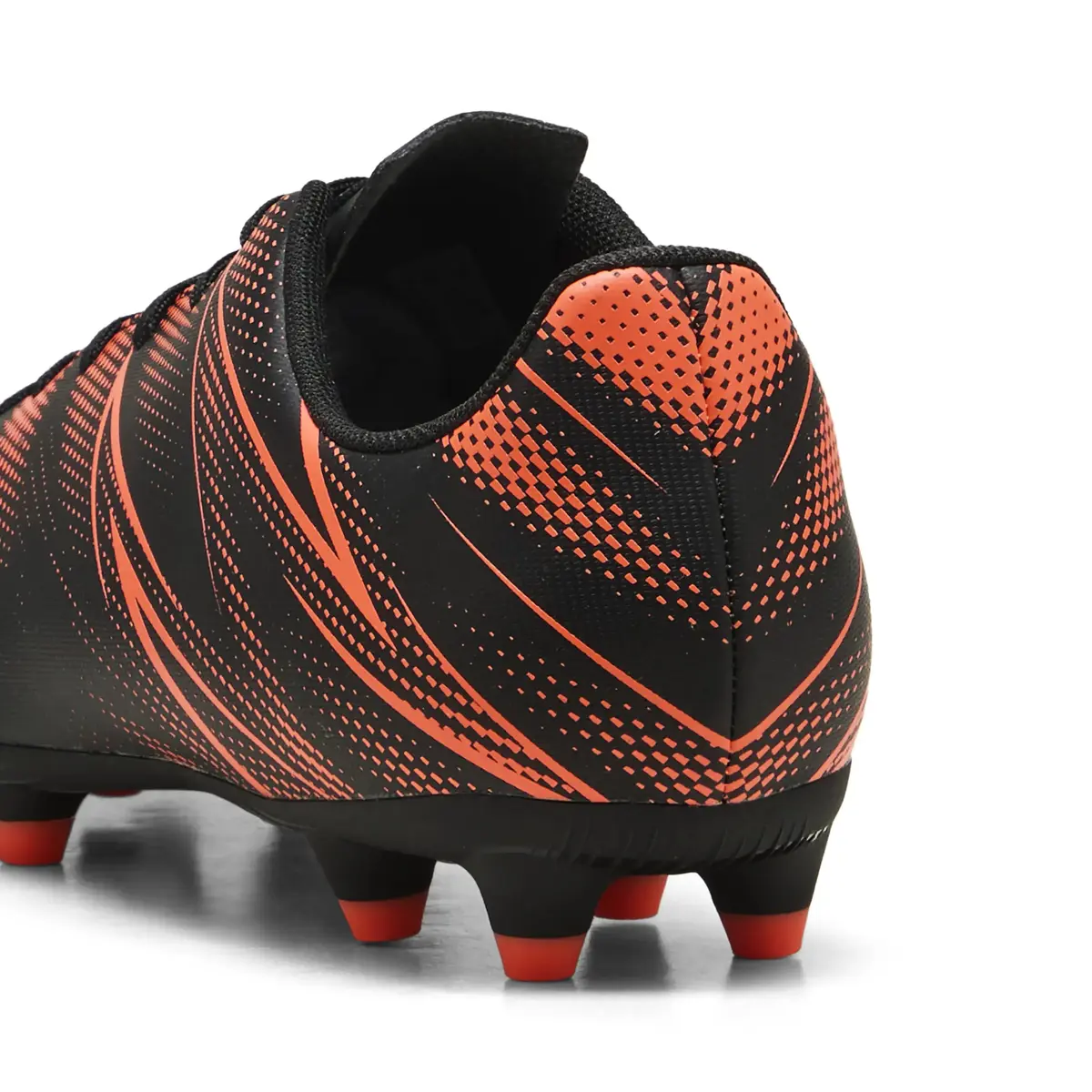 PUMA ATTACANTO FG/AG Siyah Erkek Krampon