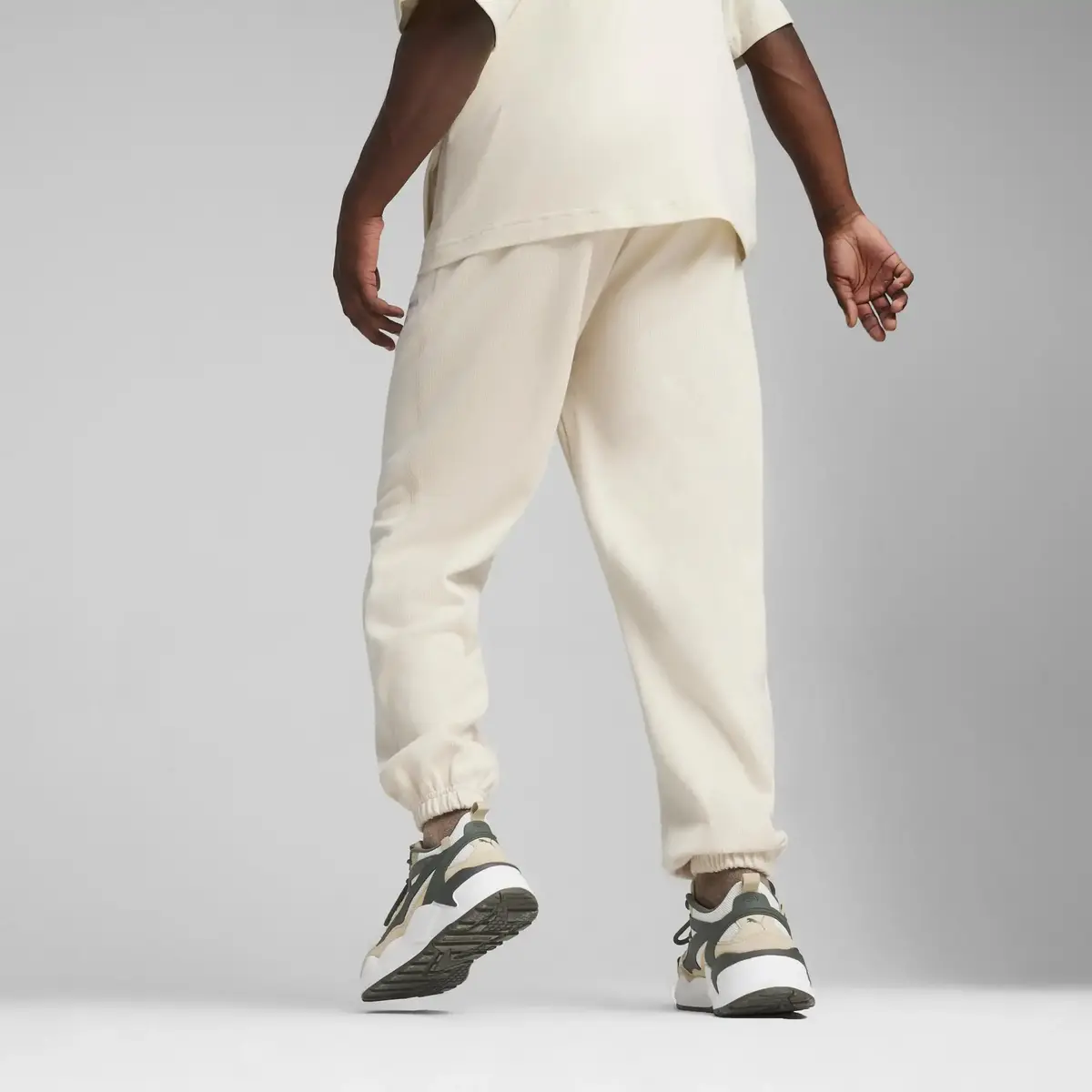 PUMA CLASSICS+ Sweatpants Krem Erkek Eşofman Altı