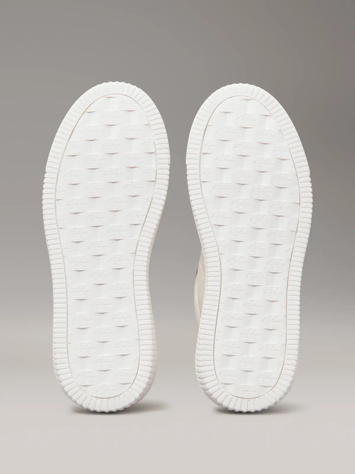 Calvin Klein CHUNKY CUPSOLE LOW M, 01T Gri Kadın Spor Ayakkabı & Sneaker