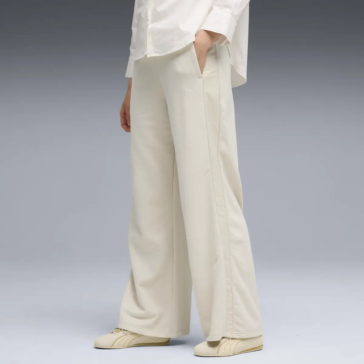 Puma HER Comfort High-Waist Pants Krem Kadın Eşofman Altı