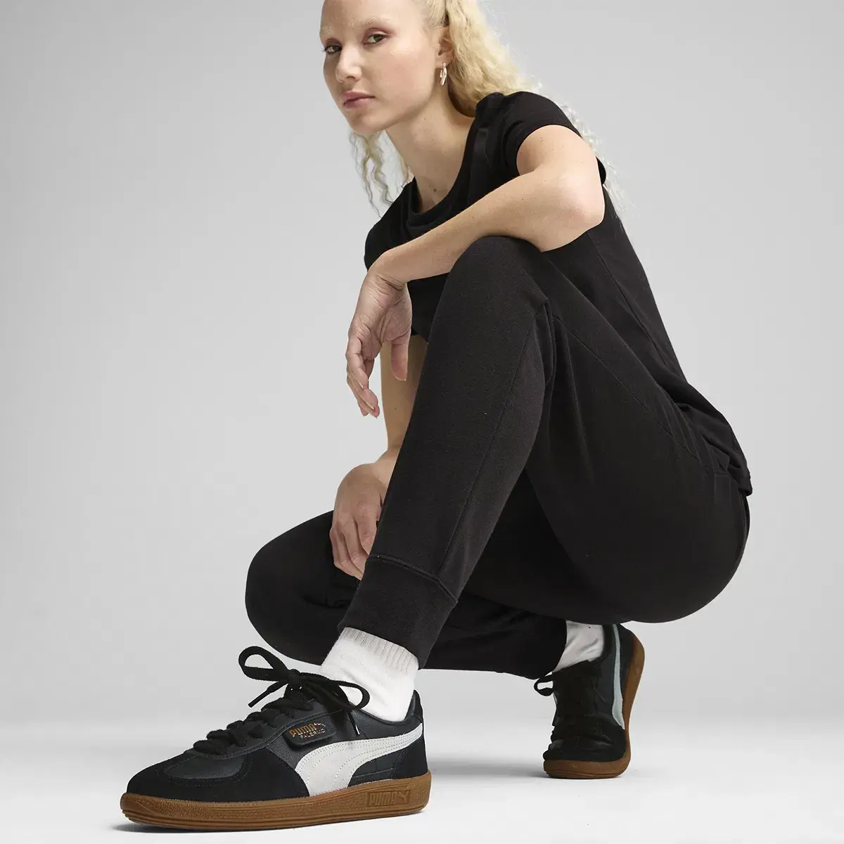 Puma ESS Sweatpants Siyah Kadın Eşofman Altı