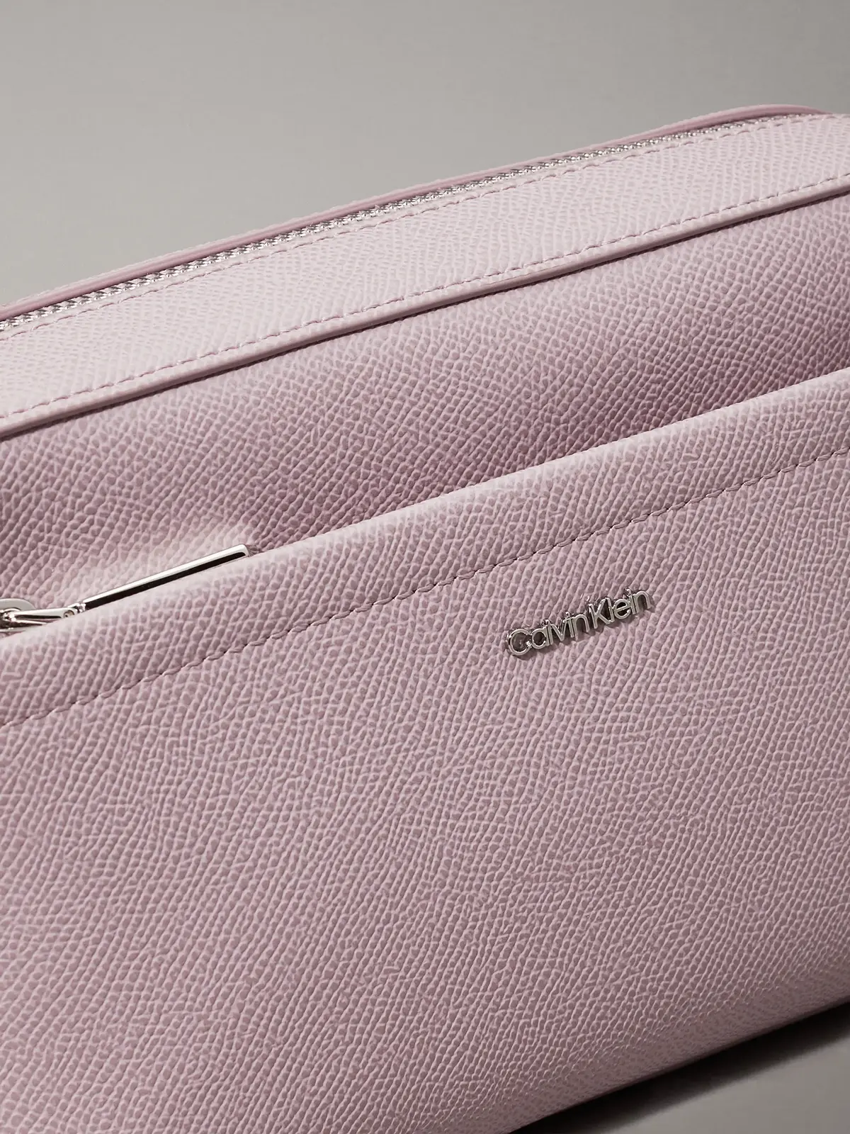 Calvin Klein CK MUST CONV CAMERA, VHE Mor Kadın Çanta