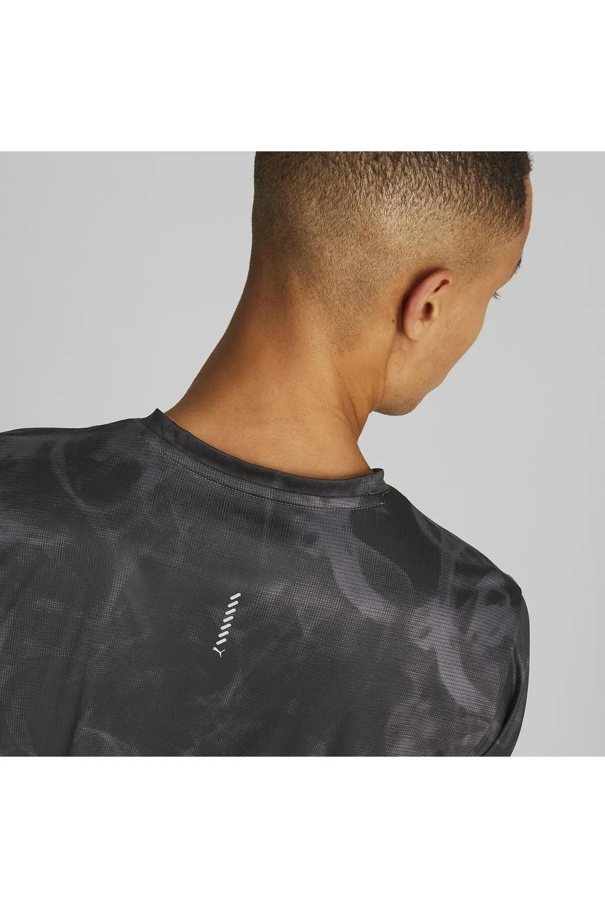 Puma RUN FAVORITE AOP GRAPHIC SS TEE Siyah Erkek T-Shirt