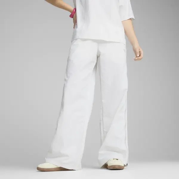 PUMA DARE TO Relaxed Pants Beyaz Kadın Eşofman Altı