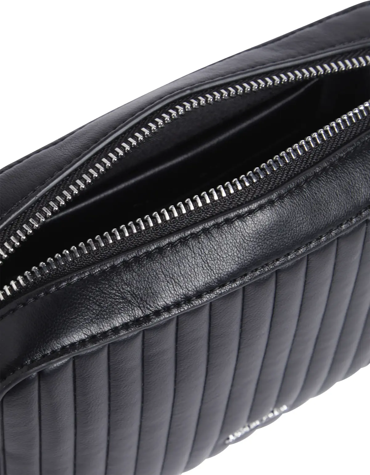 Calvin Klein MINI LINE QUILT CAME, BEH Siyah Kadın Çanta