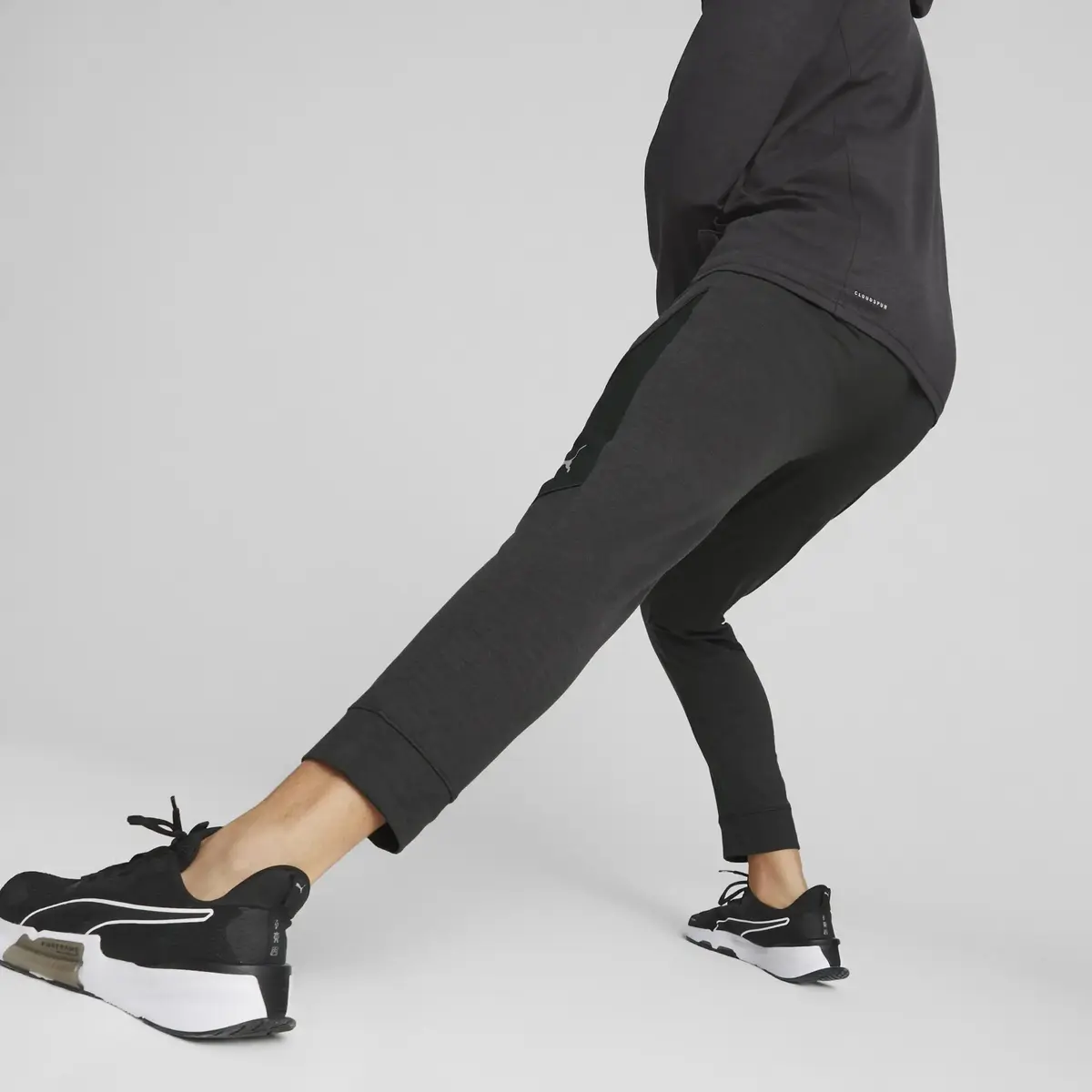 Puma Train Cloudspun Jogger Heathe Siyah Heather Erkek/Unisex Spor / Performans Eşofman Altı