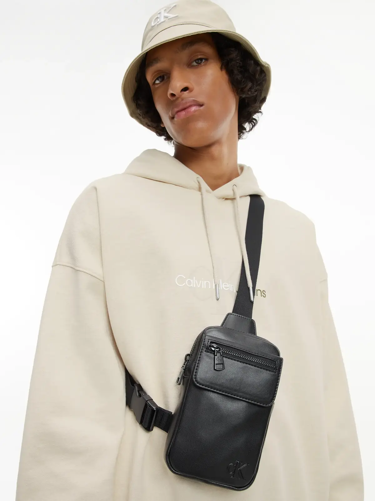 Calvin Klein MONO BOLD PHONE CROS Erkek Siyah Çanta