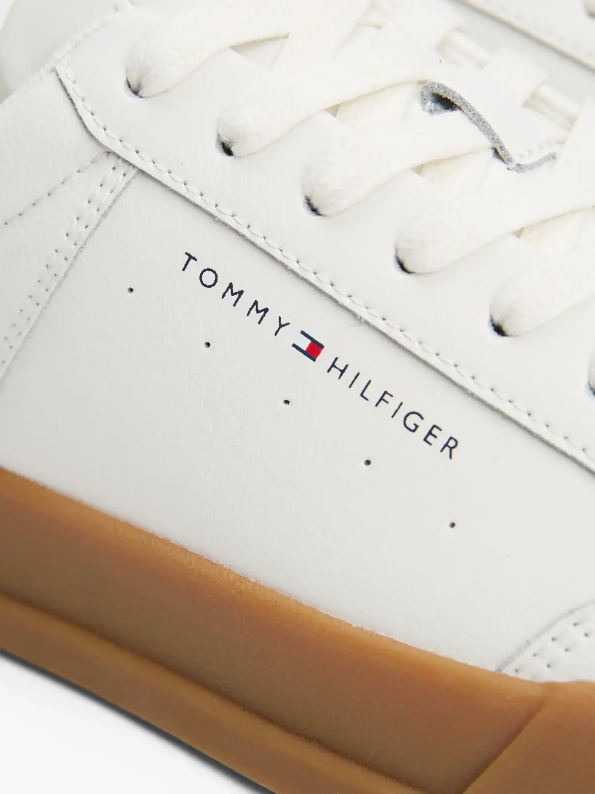 Tommy Hilfiger TH COURT MIX LTH, YBL Beyaz Erkek Spor Ayakkabı & Sneaker