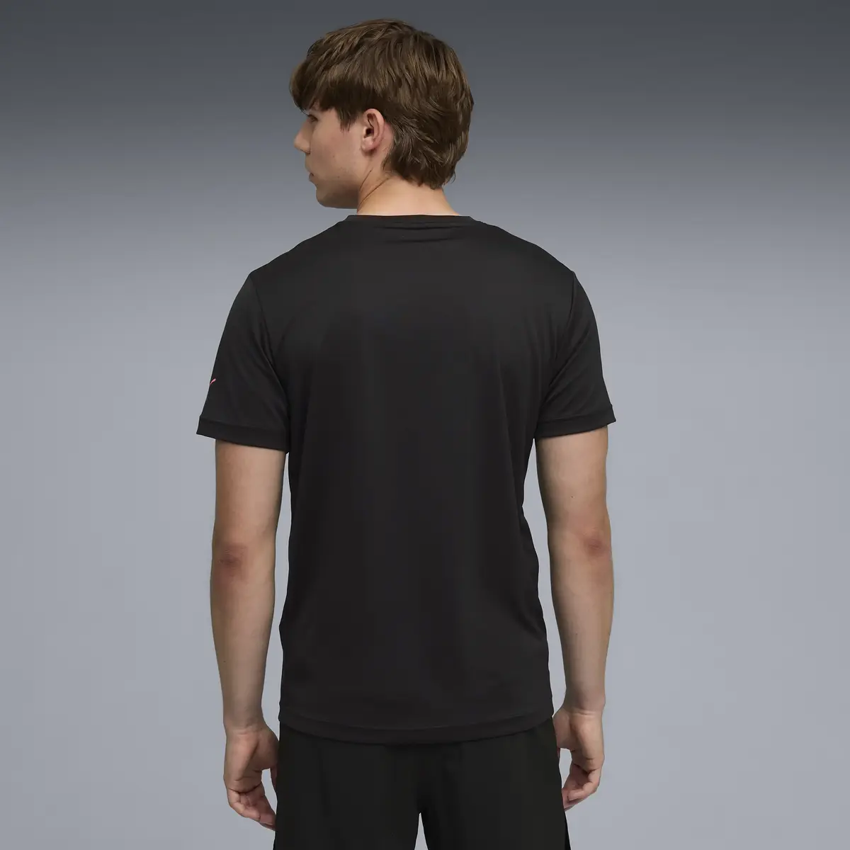 PUMA M Run Club Graphic Tee Siyah Erkek T-Shirt