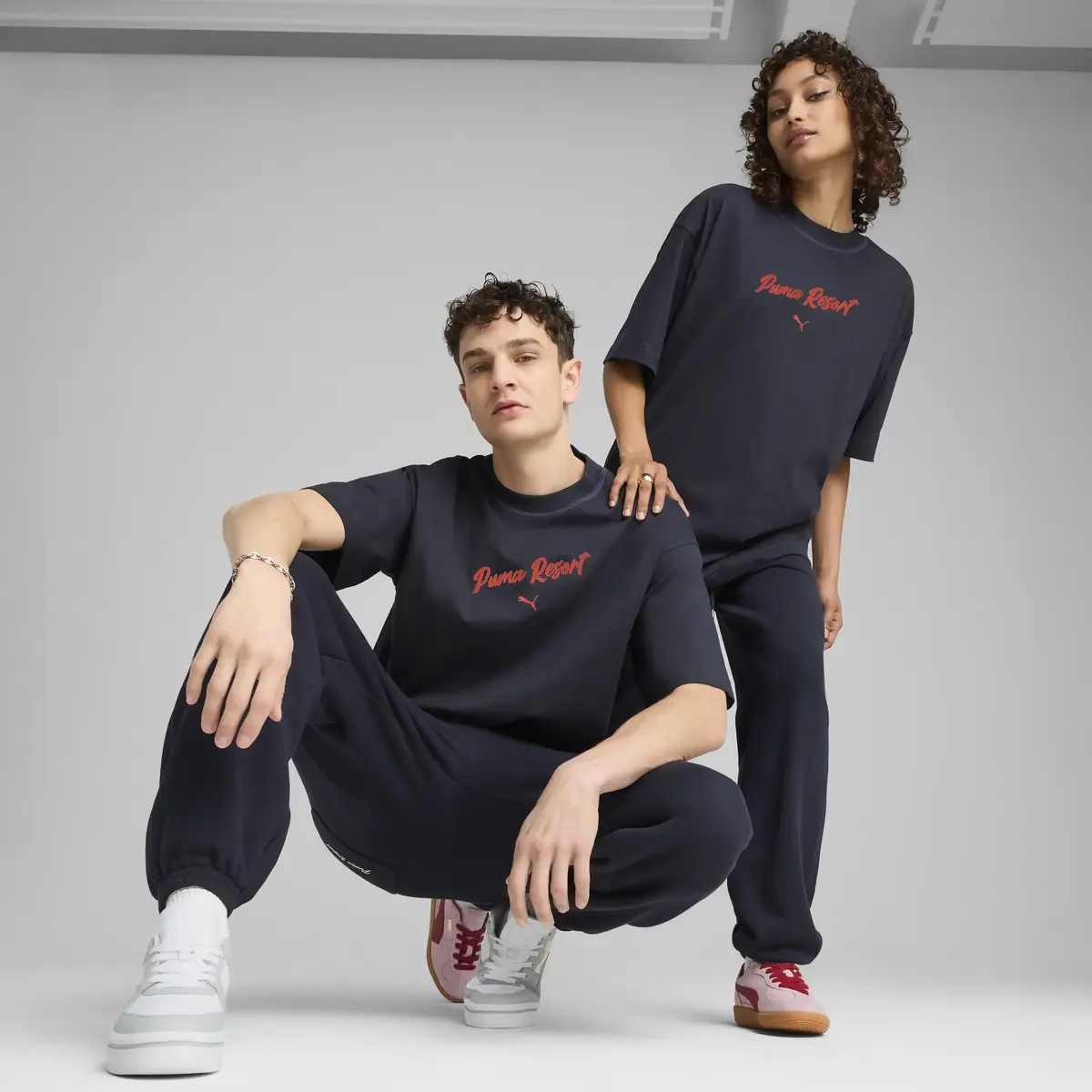 Puma PREMIUM ESS Graphic Tee Erkek T-Shirt & Polo
