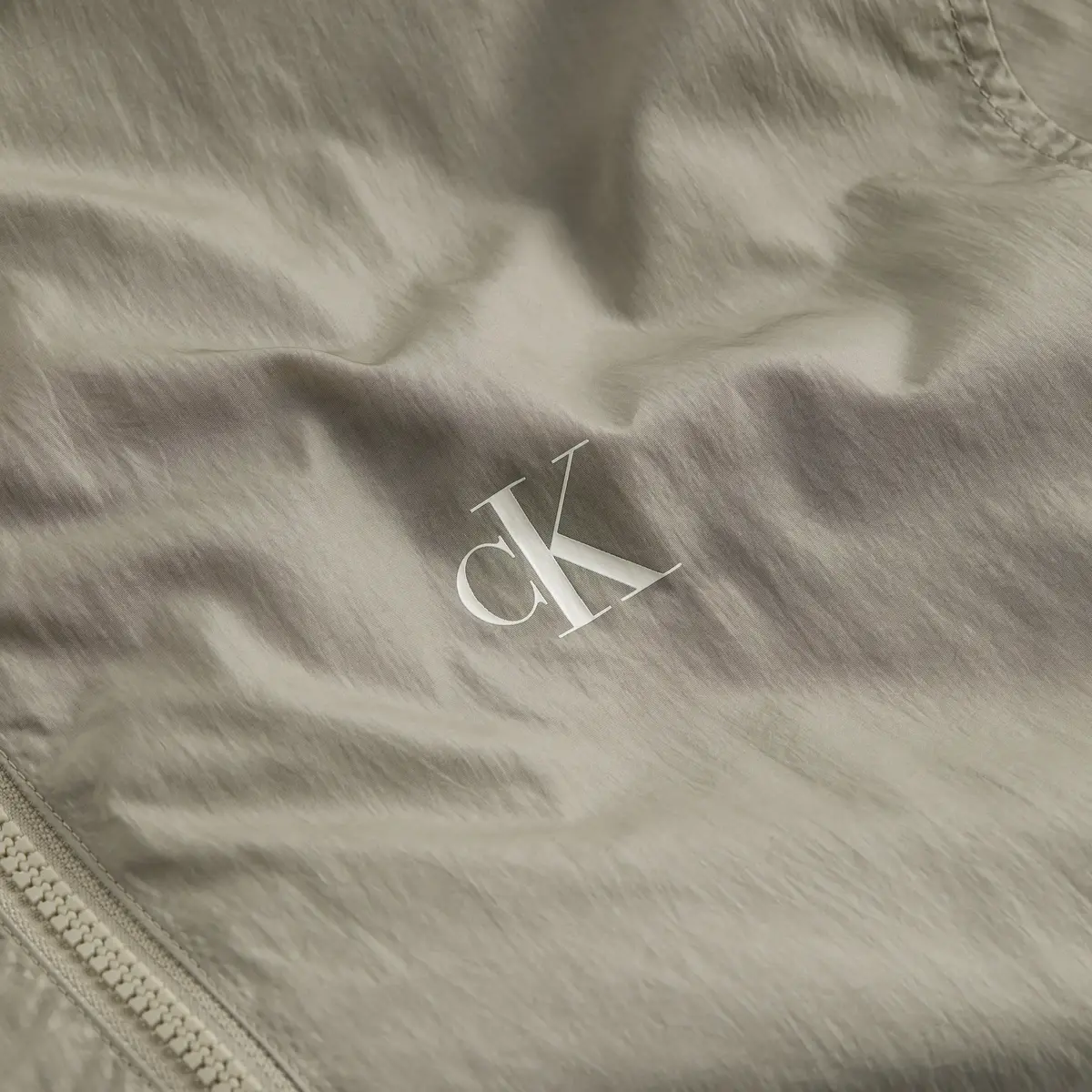 Calvin Klein NYLON HOODED WINDBRE, PCZ Yeşil Erkek Ceket